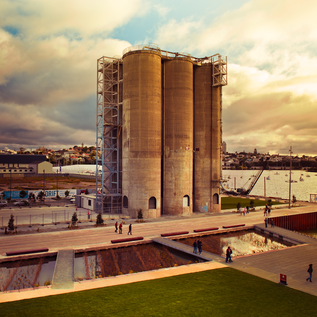 Thi công bảng biển hiệu quảng cáo đẹp giá rẻ